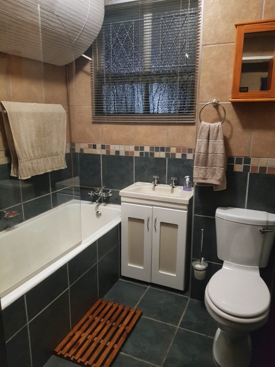 2 Bedroom Property for Sale in Wilgehof Free State